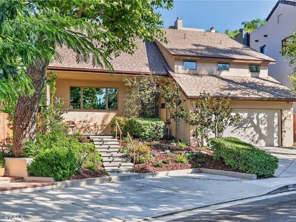 4262 Levitt, Sherman Oaks, CA 91403