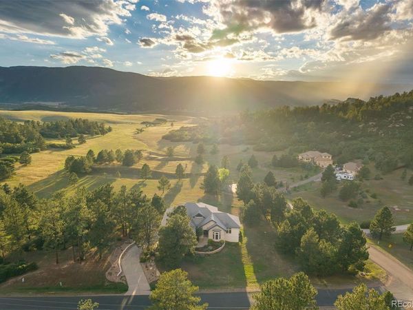 8061 Sugarloaf Road , Larkspur, CO 80118