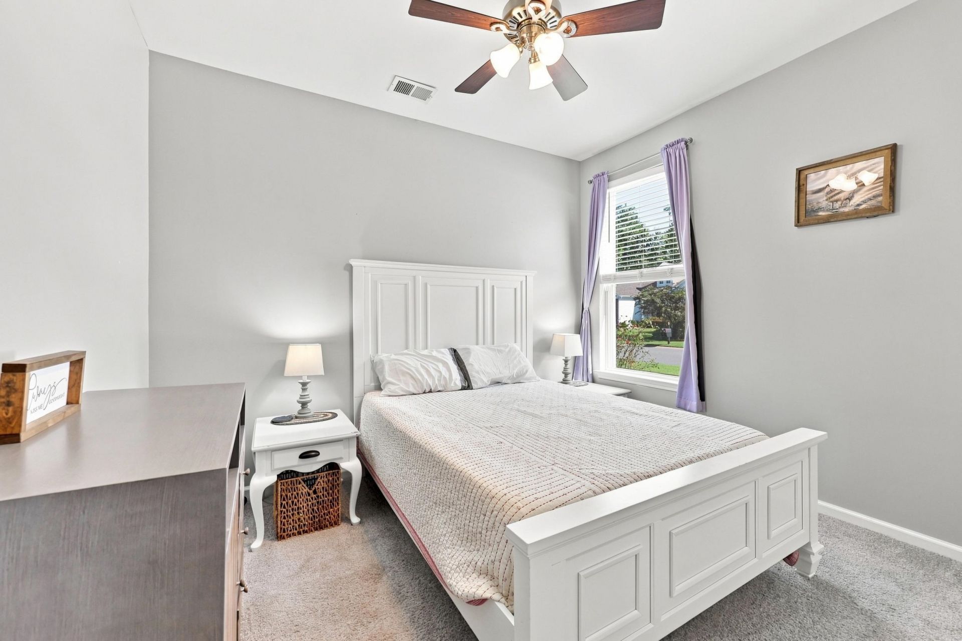 2349 Myerlee Dr. Photo 14