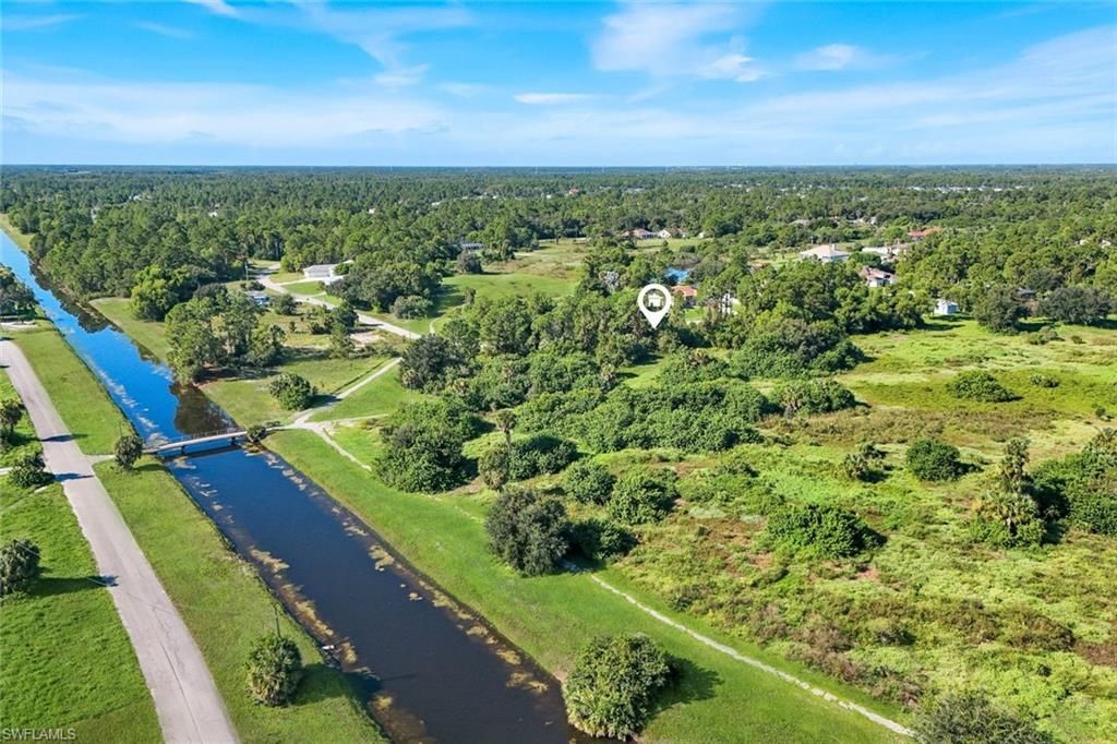 647 Parkdale Blvd, Lehigh Acres, FL 33974 Photo