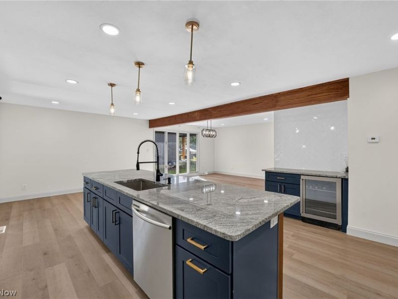 28080 Bassett Road, Westlake, OH 44145 Photo 12