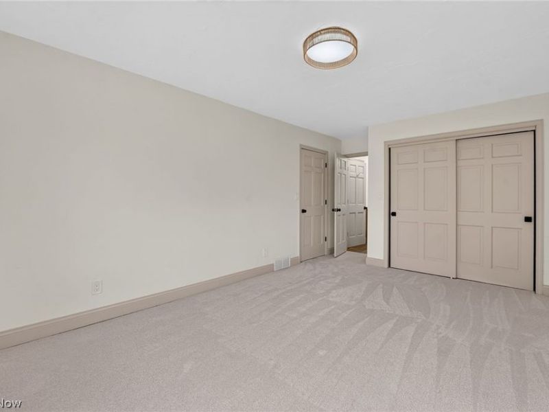 28080 Bassett Road, Westlake, OH 44145 Photo 33