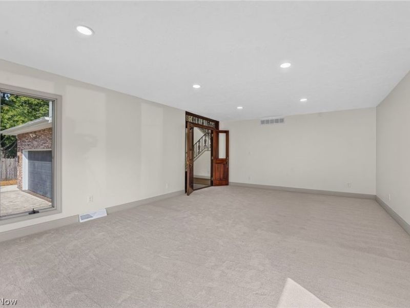 28080 Bassett Road, Westlake, OH 44145 Photo 8