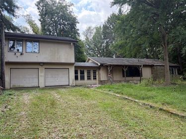 1700 Holly Drive, Kent, OH 44240