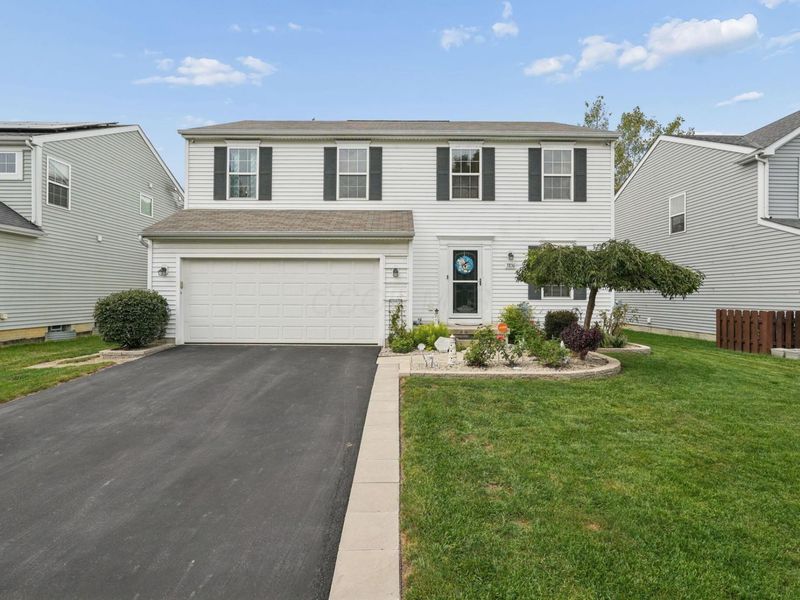 3836 Wolf Creek Road, Grove City, OH 43123 Photo 2