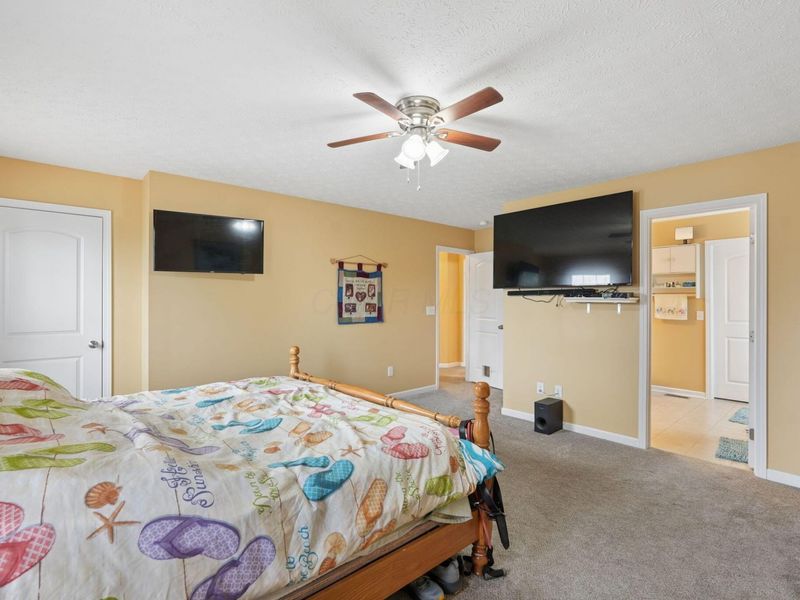 3836 Wolf Creek Road, Grove City, OH 43123 Photo 21