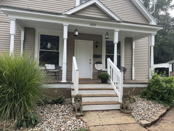 606 E Webster Street, Benton, IL 62812