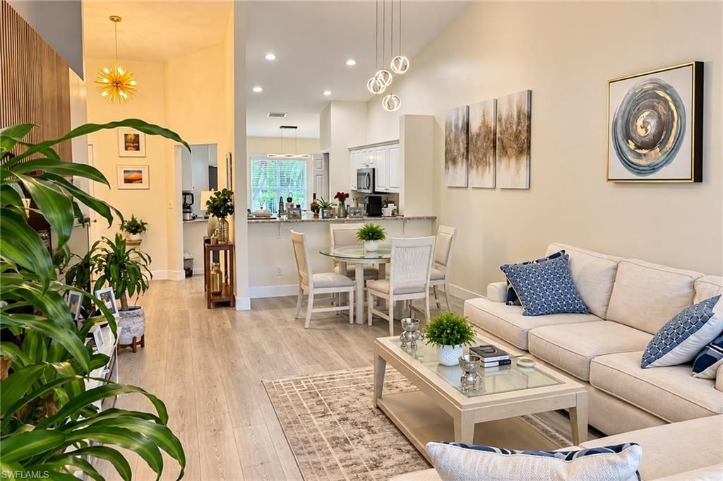 7050 Lone Oak Blvd, Naples, FL 34109 Photo