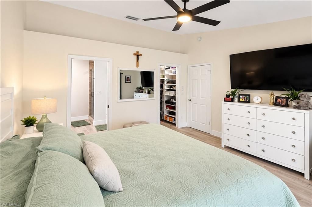 7050 Lone Oak Blvd, Naples, FL 34109 Photo