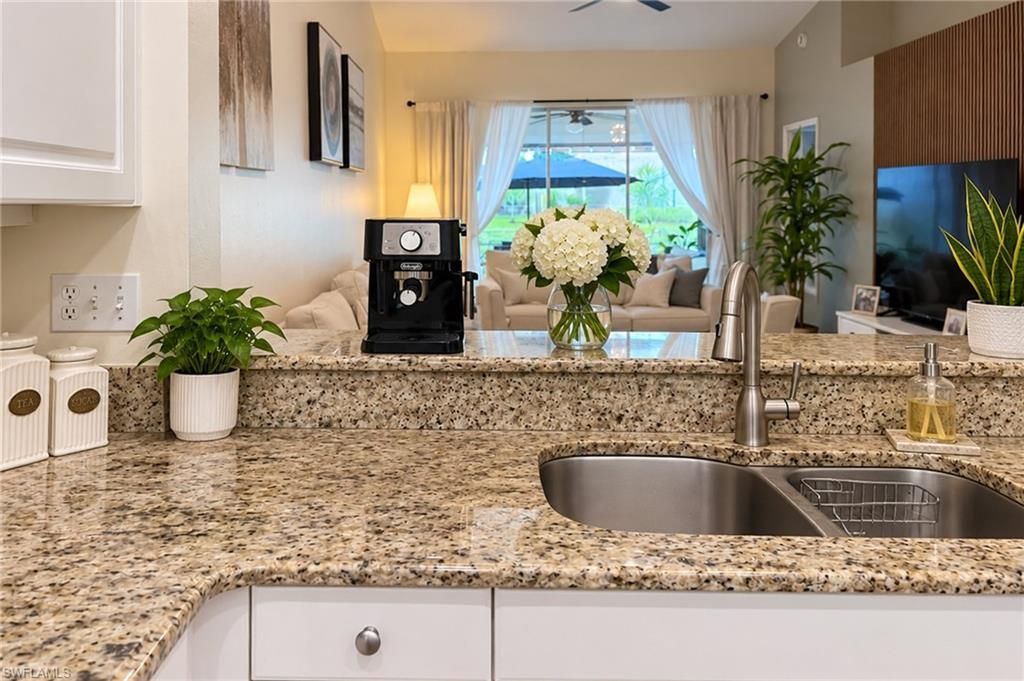 7050 Lone Oak Blvd, Naples, FL 34109 Photo
