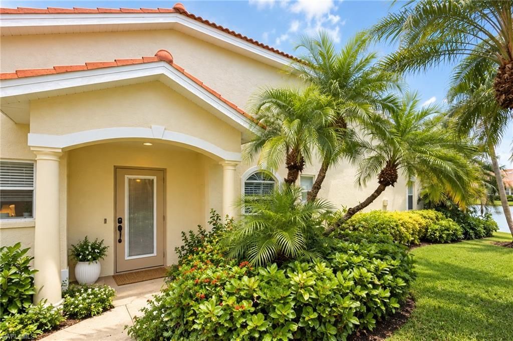 7050 Lone Oak Blvd, Naples, FL 34109 Photo