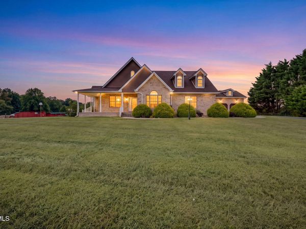 671 Old Embreeville Road, Jonesborough, TN 37659
