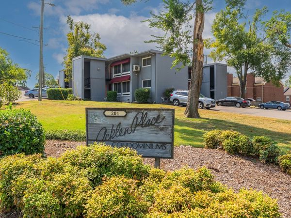 201 Acklen Park Dr , Unit 8, Nashville, TN 37203