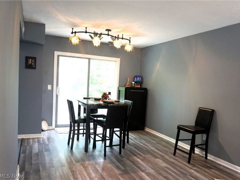 8257 Lancaster Drive, Mentor, OH 44060 Photo 3