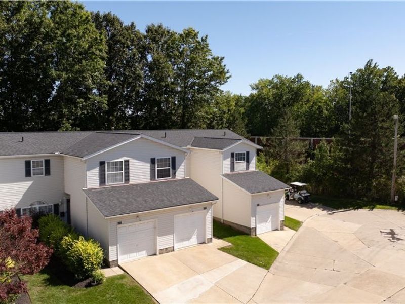 8257 Lancaster Drive, Mentor, OH 44060 Photo 4