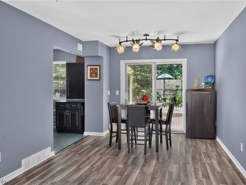 8257 Lancaster Drive, Mentor, OH 44060 Photo 6