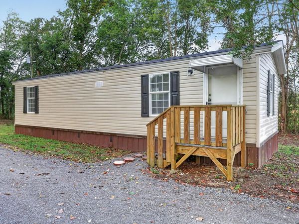 310 Carter Ln, Castilian Springs, TN 37031