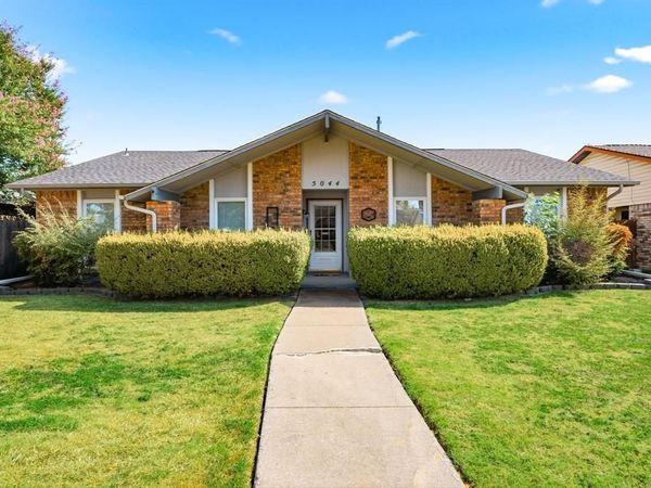 5044 Stanley Drive, The Colony, TX 75056
