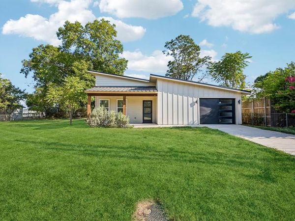 613 W Florence Street , Denison, TX 75020