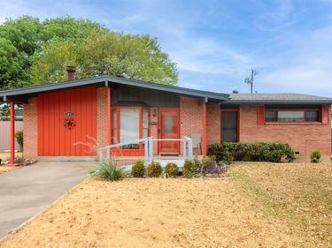 2251 Myrtlewood Drive, Dallas, TX 75232