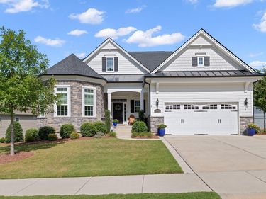 2568 Range Overlook Crossing, Apex, NC 27523