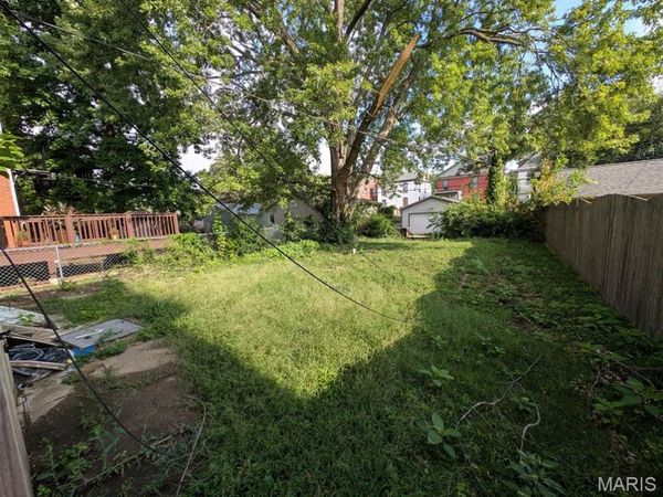 3805 Hartford Street, St Louis, MO 63116