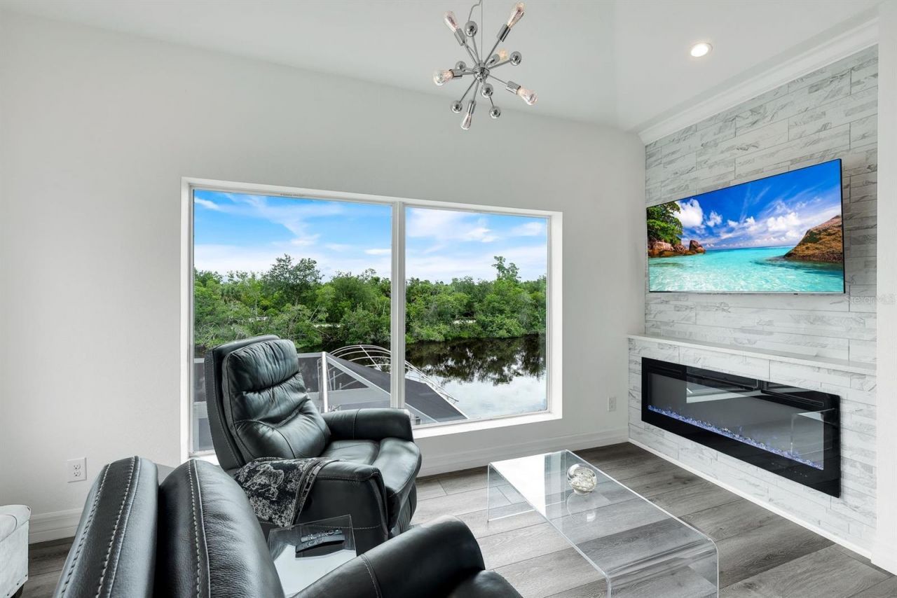 2309 SE 20th Place, Cape Coral, FL 33990 Photo