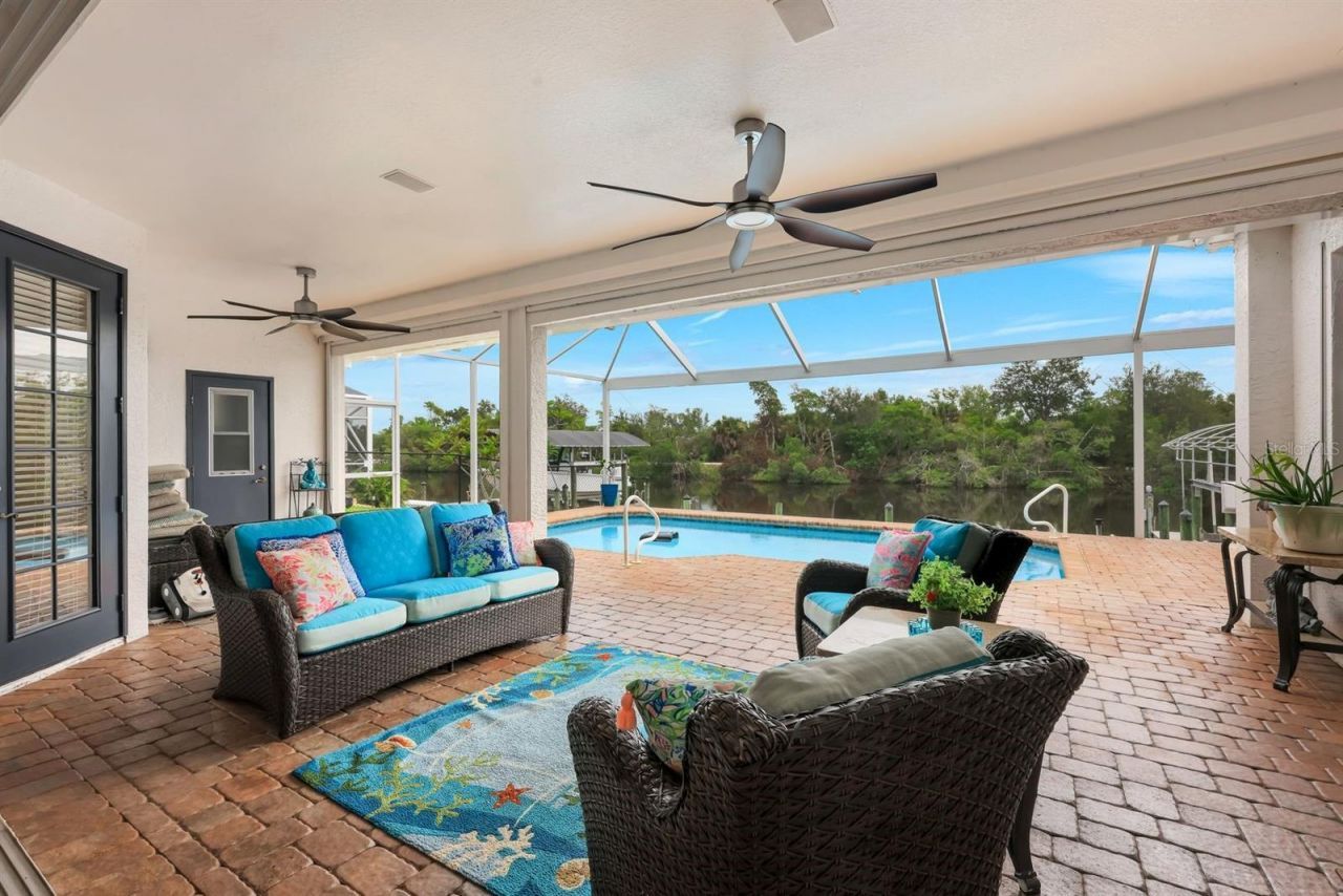 2309 SE 20th Place, Cape Coral, FL 33990 Photo
