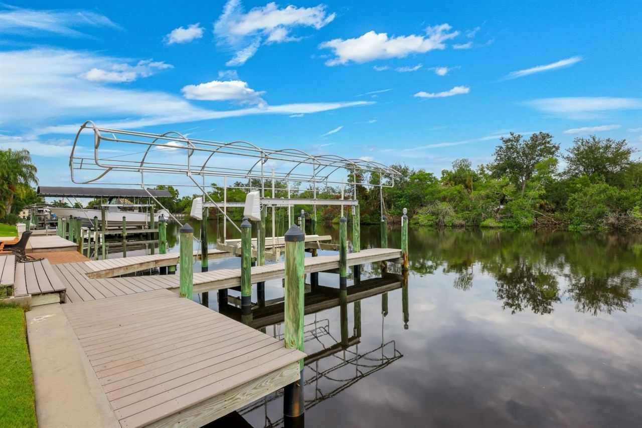 2309 SE 20th Place, Cape Coral, FL 33990 Photo