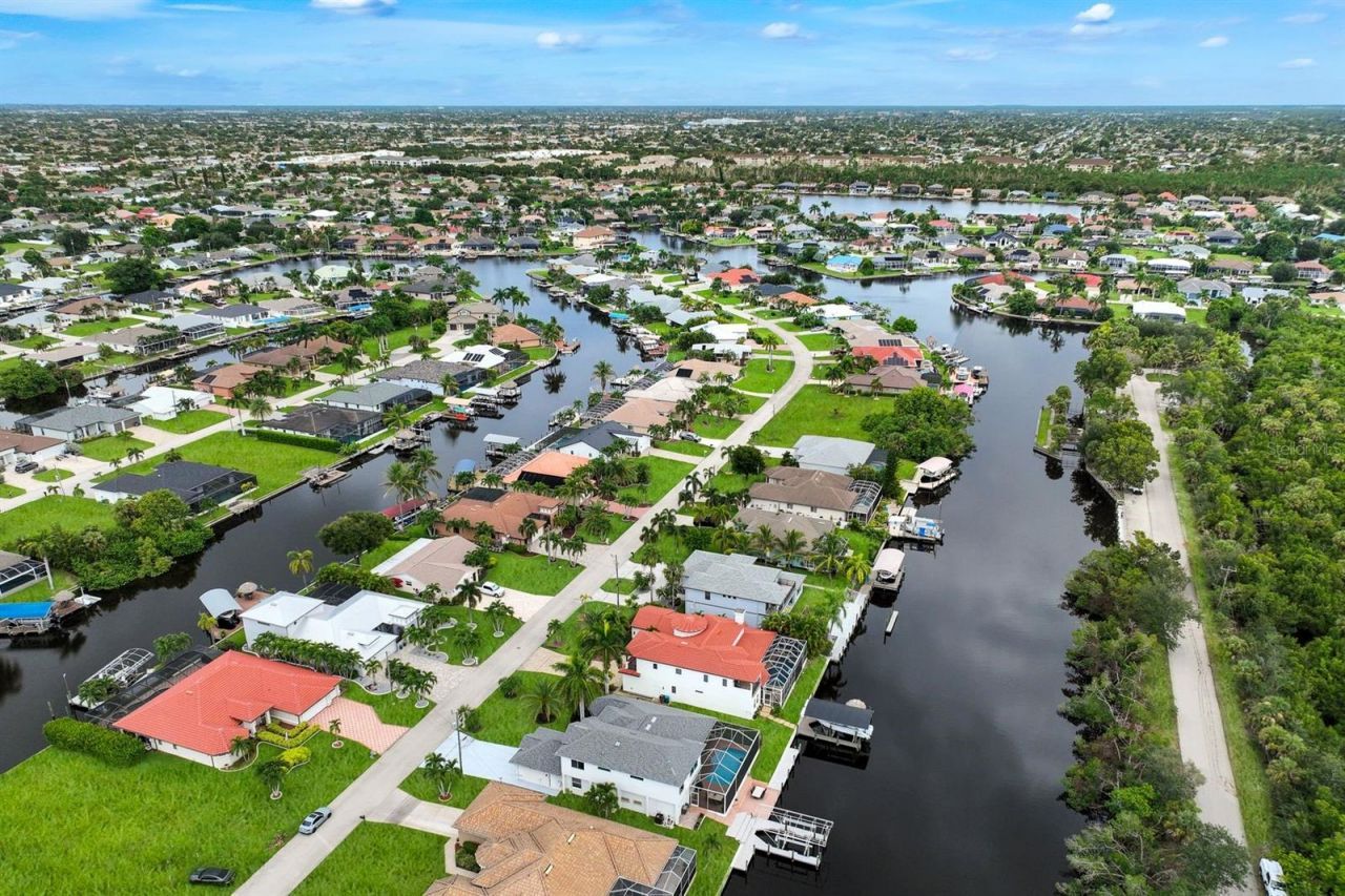2309 SE 20th Place, Cape Coral, FL 33990 Photo