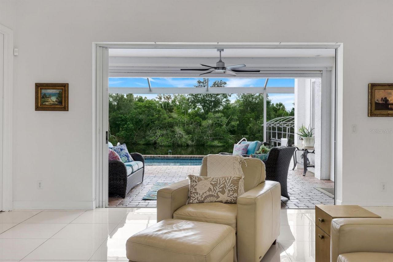 2309 SE 20th Place, Cape Coral, FL 33990 Photo