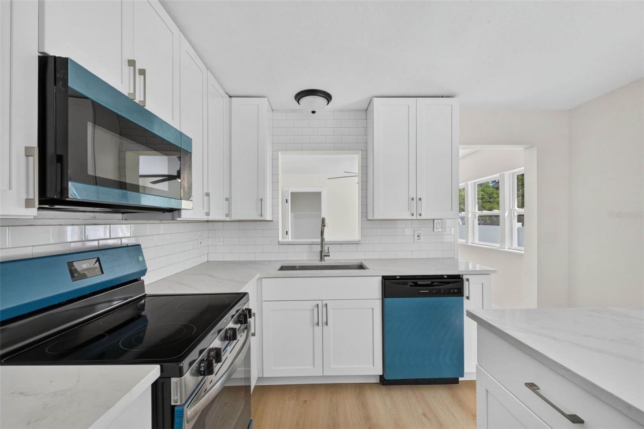 4235 3rd Avenue S, Saint Petersburg, FL 33711 Photo