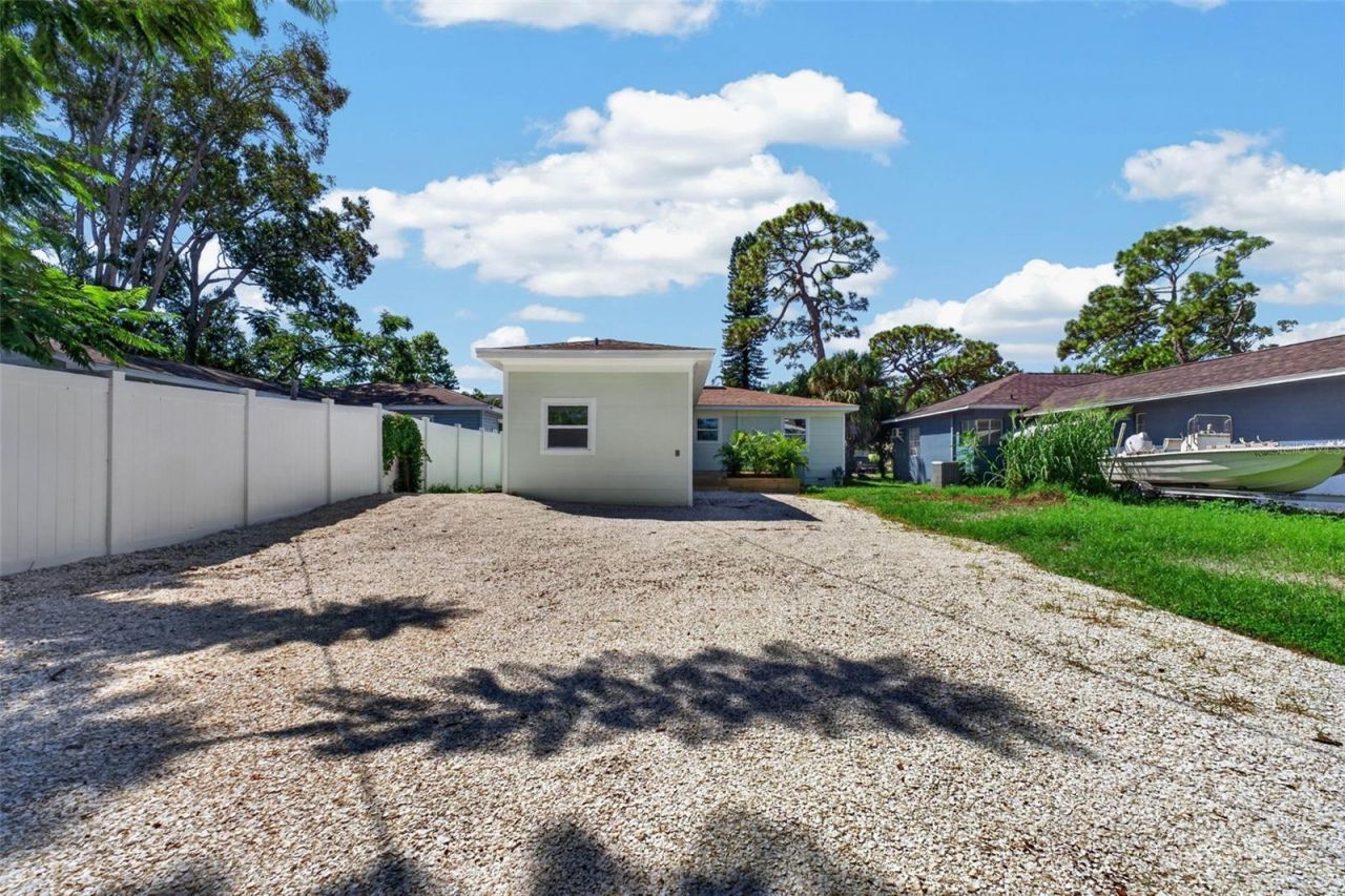 4235 3rd Avenue S, Saint Petersburg, FL 33711 Photo