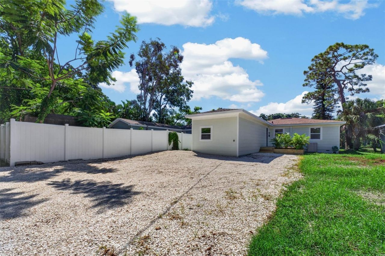 4235 3rd Avenue S, Saint Petersburg, FL 33711 Photo