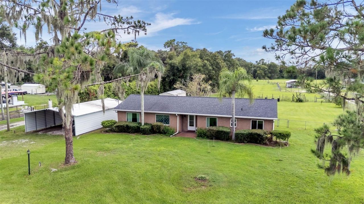2742 Dad Weldon Rd, Dover, FL 33527 Photo