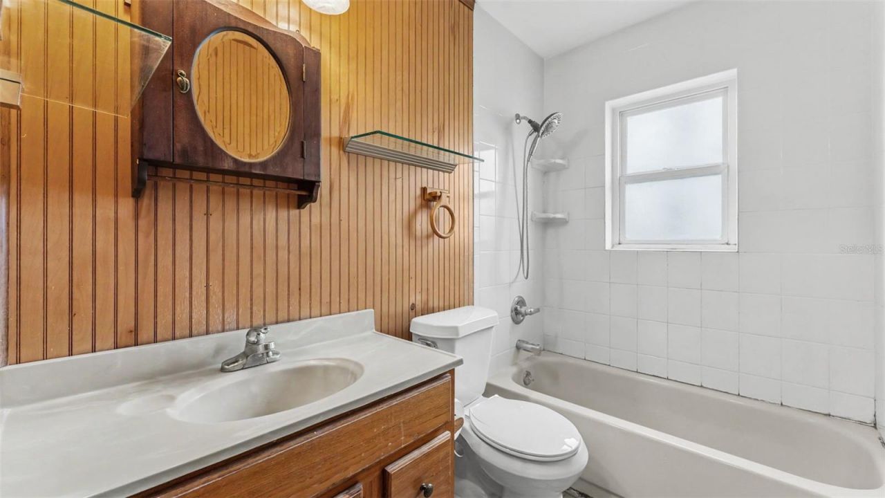 2742 Dad Weldon Rd, Dover, FL 33527 Photo
