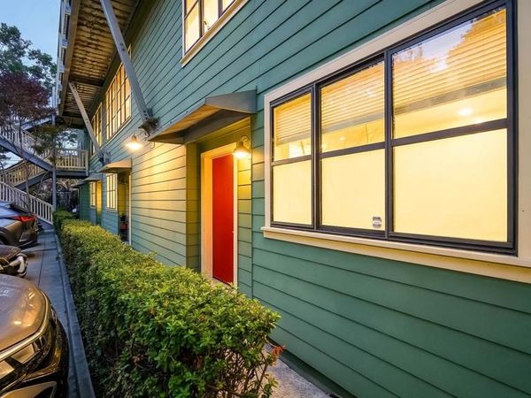 1555 32nd St, Unit 4, Oakland, CA 94608