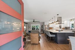 213 Shady Lane photo 4