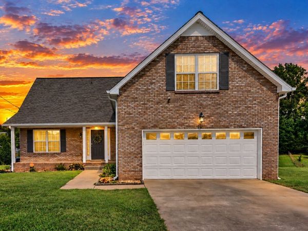 1231 Shorehaven Dr , Clarksville, TN 37042