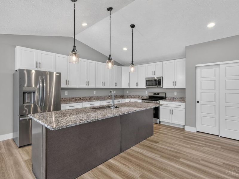 313 Selkirk Place, Trenton, OH 45067 Photo 7