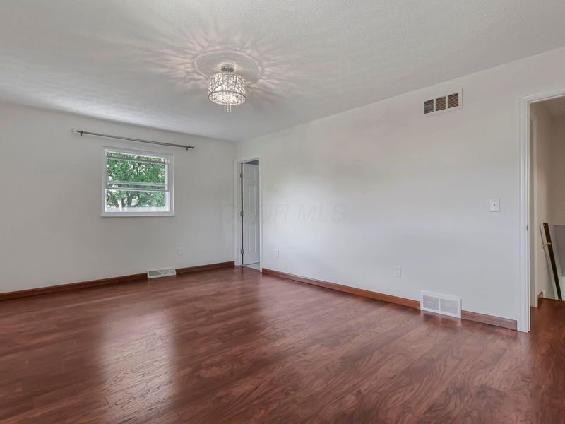 3085 Palomar Avenue, Columbus, OH 43231 Photo 17