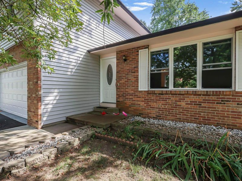 3085 Palomar Avenue, Columbus, OH 43231 Photo 4