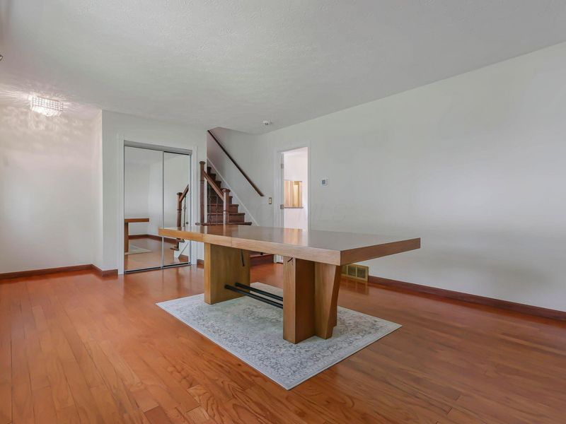 3085 Palomar Avenue, Columbus, OH 43231 Photo 5