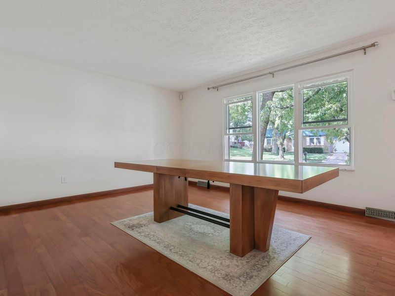 3085 Palomar Avenue, Columbus, OH 43231 Photo 6