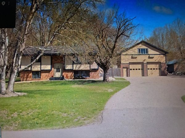 9775 215th Street W, Lakeville, MN 55044