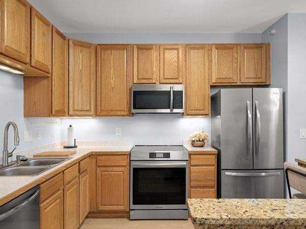 4824 E 53rd Street, Unit 301, Minneapolis, MN 55417