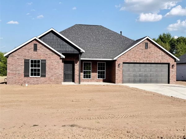9945 N Osage Drive, Sperry, OK 74073