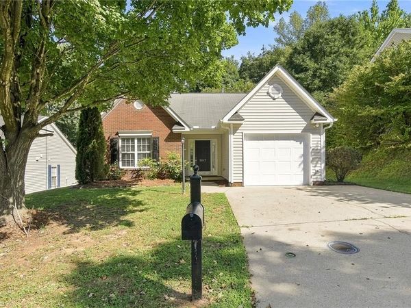 5117 Oakhurst Park Court , Kernersville, NC 27284