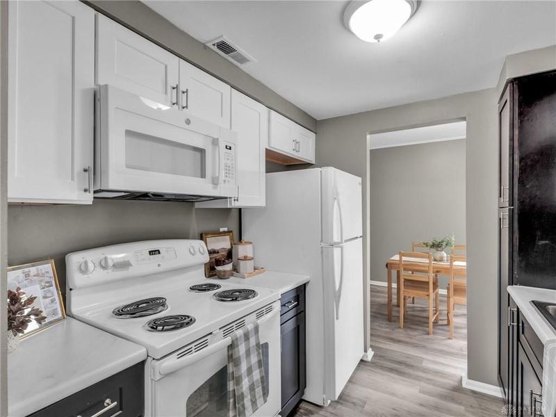 1792 Cherokee Drive, Unit F, Dayton, OH 45449 Photo 3