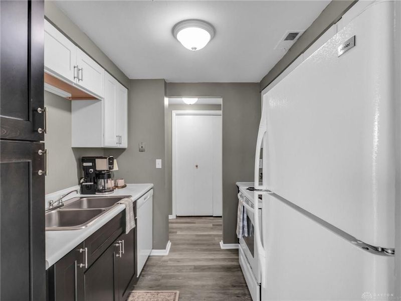1792 Cherokee Drive, Unit F, Dayton, OH 45449 Photo 5